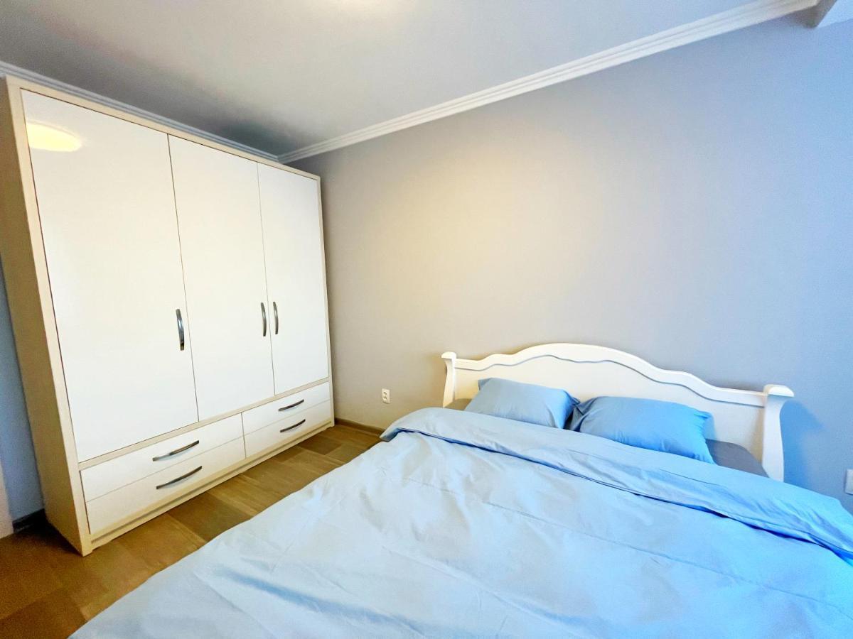 Luxury Central Flat Chisinau Luaran gambar