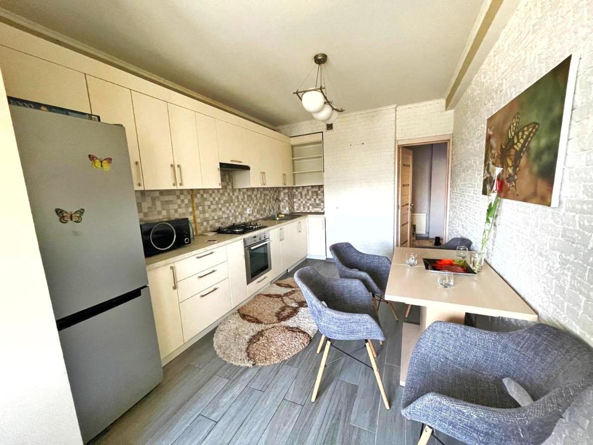 Luxury Central Flat Chisinau Luaran gambar
